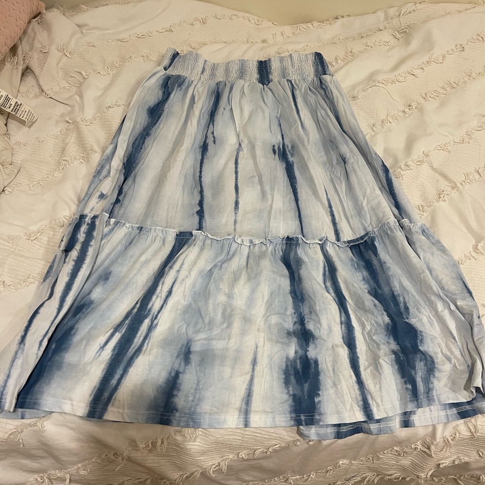 NWT Blue and white tie dye 3x stretchy tiered maxi skirt Elastic waist nautical